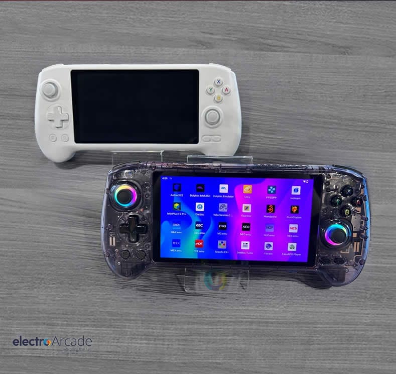 Anbernic RG557 5.48″ AMOLED AAA PS2 Wii handheld – console 2 High-quality handheld gaming consoles with AMOLED screens for retro gaming.